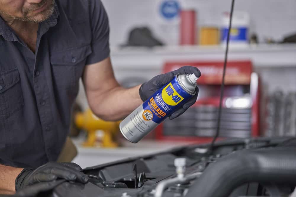 How To Degrease Your Car Engine